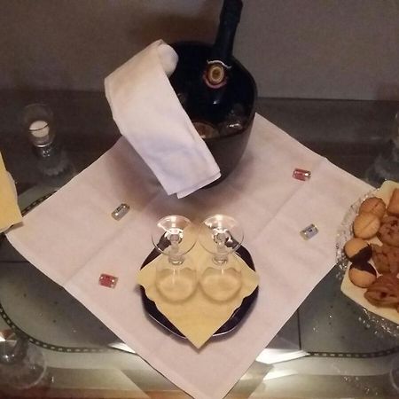 San Francesco Residenza Bed & Breakfast Mantova Bagian luar foto