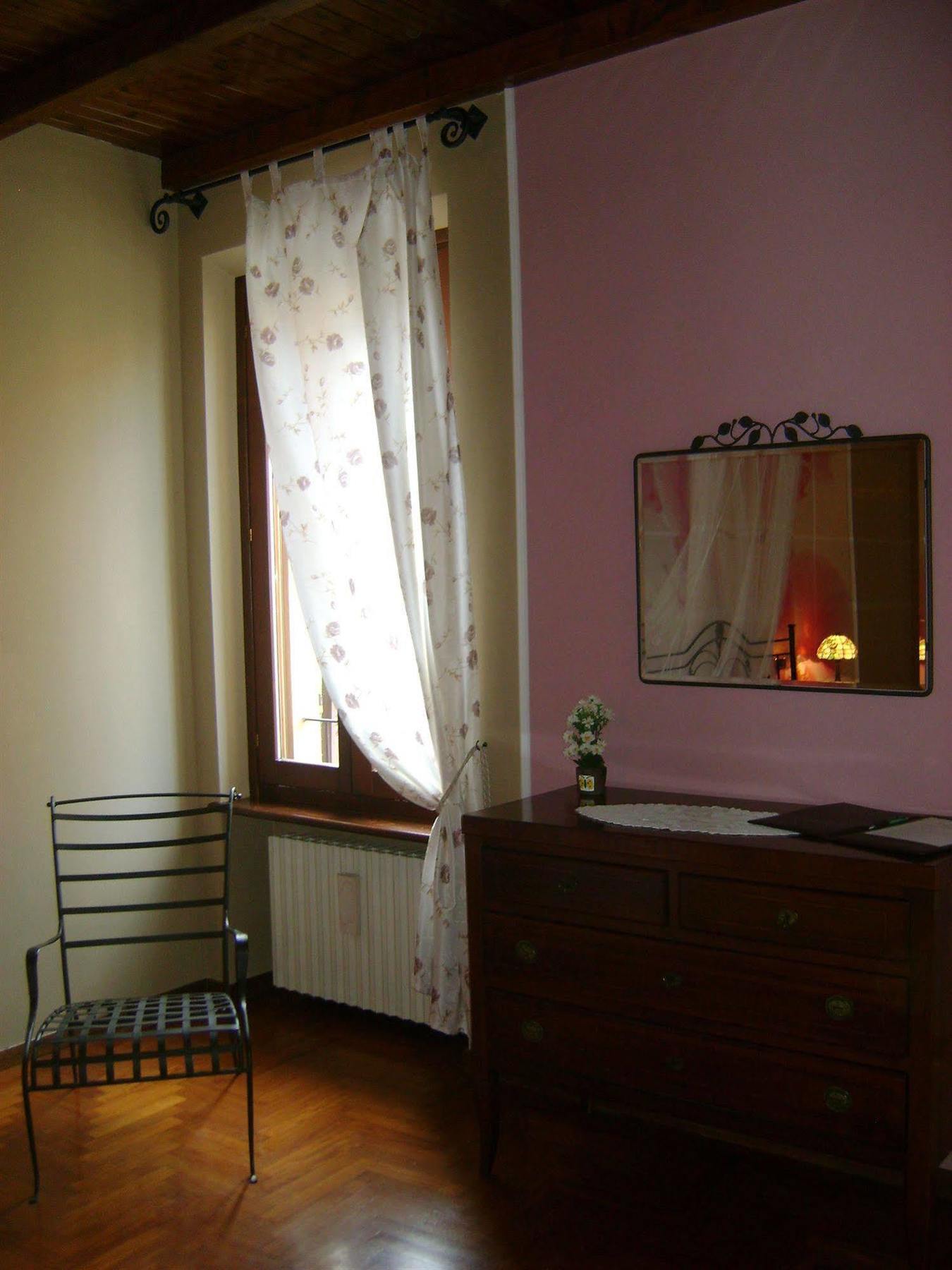 San Francesco Residenza Bed & Breakfast Mantova Bagian luar foto