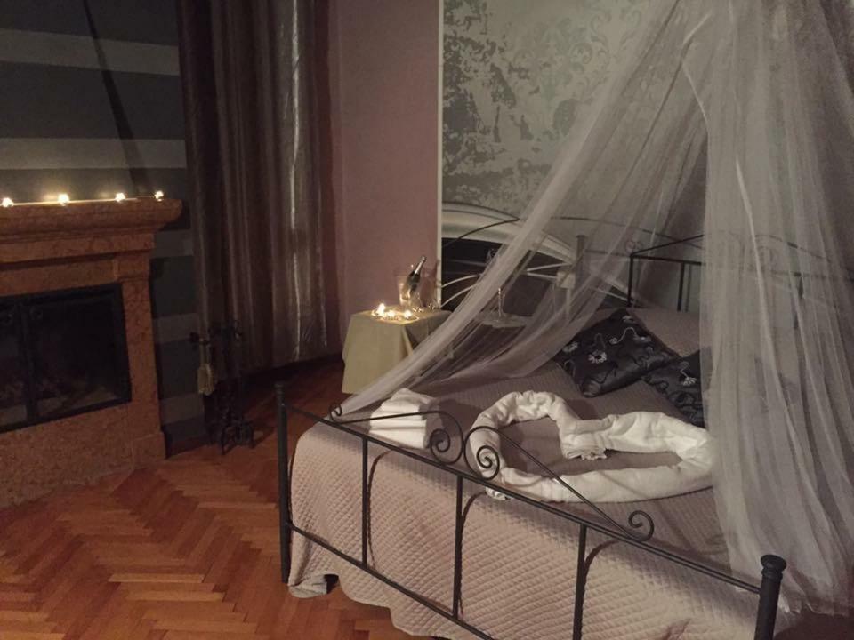 San Francesco Residenza Bed & Breakfast Mantova Bagian luar foto